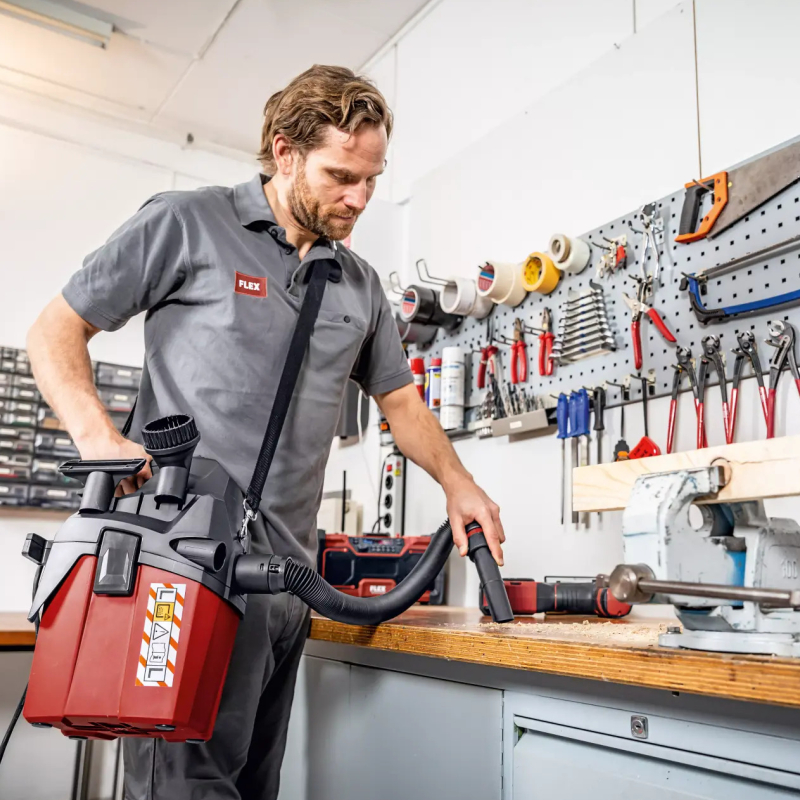 Průmyslový kompaktní vysavač VC 6 L MC FLEX - 1200W, 6l