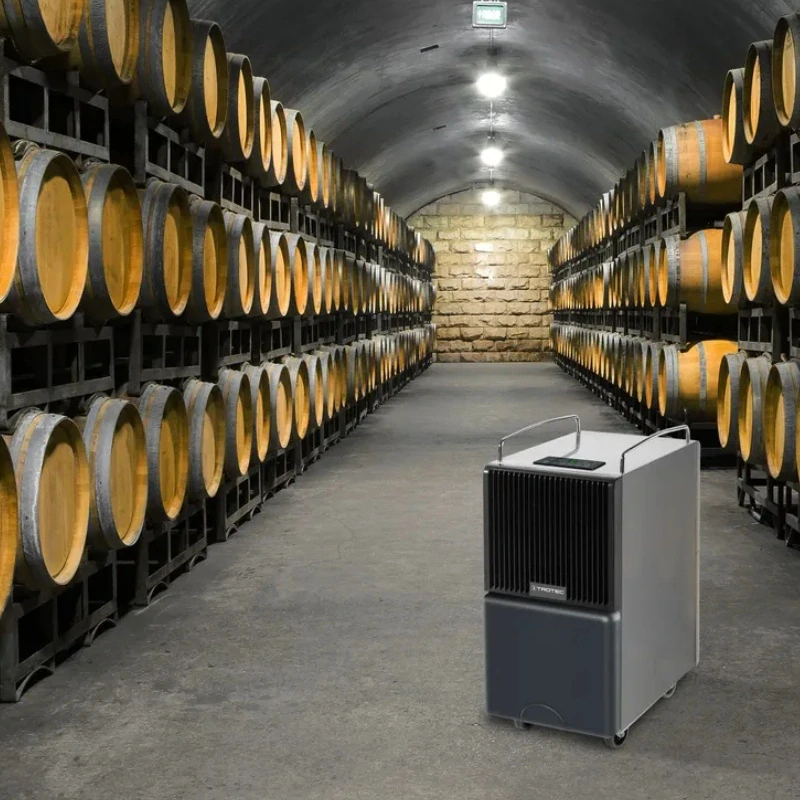 Průmyslový odvlhčovač TTK 122 E Trotec - 24h/40l