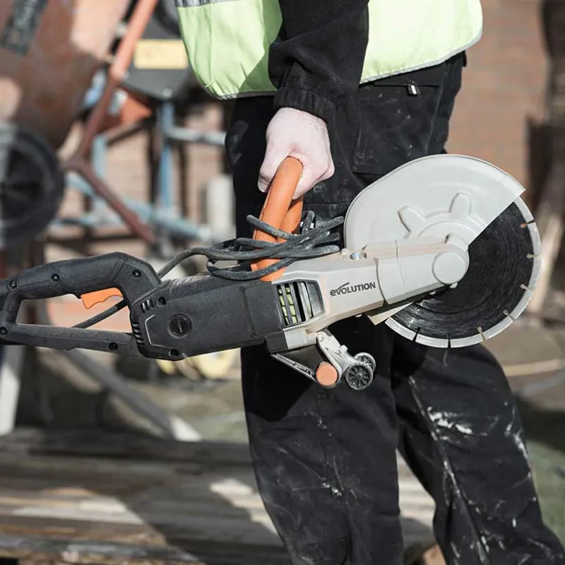 Elektrická pila na beton (rozbrušovačka) R230DCT Evolution - Ø 230mm, 2000 W, vč. kotouče na beton