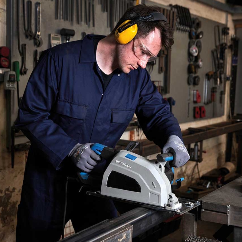 Okružní pila na kov S210CCS Evolution - 1800W, Ø 210 mm