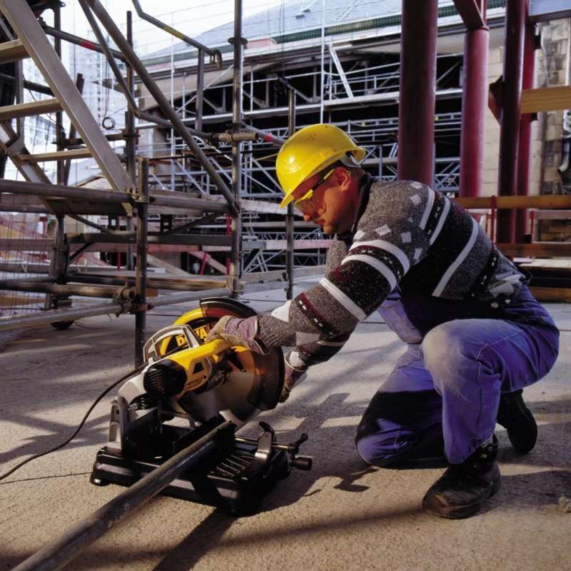 Stolní pila na kov DW872 DeWALT - Ø 355 mm, 2200 W