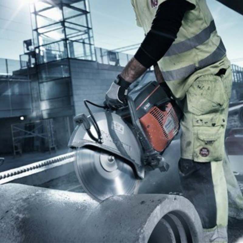 Rozbrušovací pila K770 Husqvarna - Ø 350 mm (14") vč. kotouče